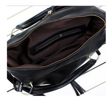 Luxury Lady Bag Casual Street Women Bags Tassel Decors Leather Women Messenger Handbag CF