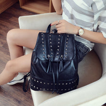 Backpack Women School Bag Rivet Travel PU Leather Rucksack Black Shoulder Bags bolsa feminina CF