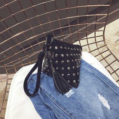 Designer Handbags Triangle rivets coin tassel Clutch Small feast purse woman Bag bolsos femenina CF