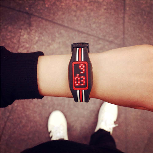 Digital Watches Mens Womens Striking Silicone Red LED Bracelet Dress Wrist Watch Relogio CF