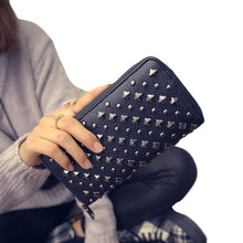 Lady Women Wallet PU Leather Clutch WalletS Long Card Punk Rivet Pattern bolsa feminina CF