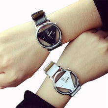 Lover's Watch 2PCS Unique Hollowedout Triangular Dial Black Watches Clock Relogio Masculino CF