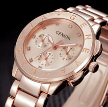 Gold Watch Luxury Geneva Crystal Bracelet Wrist Watches Women Dress Watch Quartz Clock Ladies Hour CF