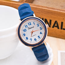 Geneva Women Watches Round Dial Silicone Band Quartz Analog Dresss Watch Relogio Feminino CF