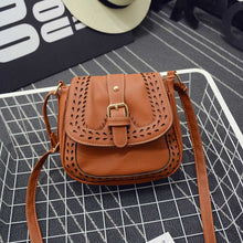 Bags Handbags Women Famous s Vintage Hollow Out PU Leather Messenger Saddle Shoulder Bag bolsos femenina CF