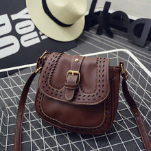 Bags Handbags Women Famous s Vintage Hollow Out PU Leather Messenger Saddle Shoulder Bag bolsos femenina CF