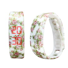 Digital Watches Kids Men Womens Bracelet LED Rubber Strap Watch relogio masculino electronic Clock Gift CF