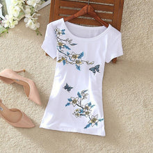 Fashion  New Summer Short Sleeve T-shirts Chinese Style Flowers Embroidery T Shirts Plus Size Female Casual Women Tops 72608 SM6