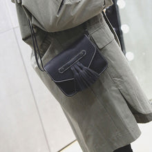 Flama Women Messenger Crossbody Bags Vintage Tassel Handbag Messenger Saddle Shoulder Bag Bolsos Femenina CF