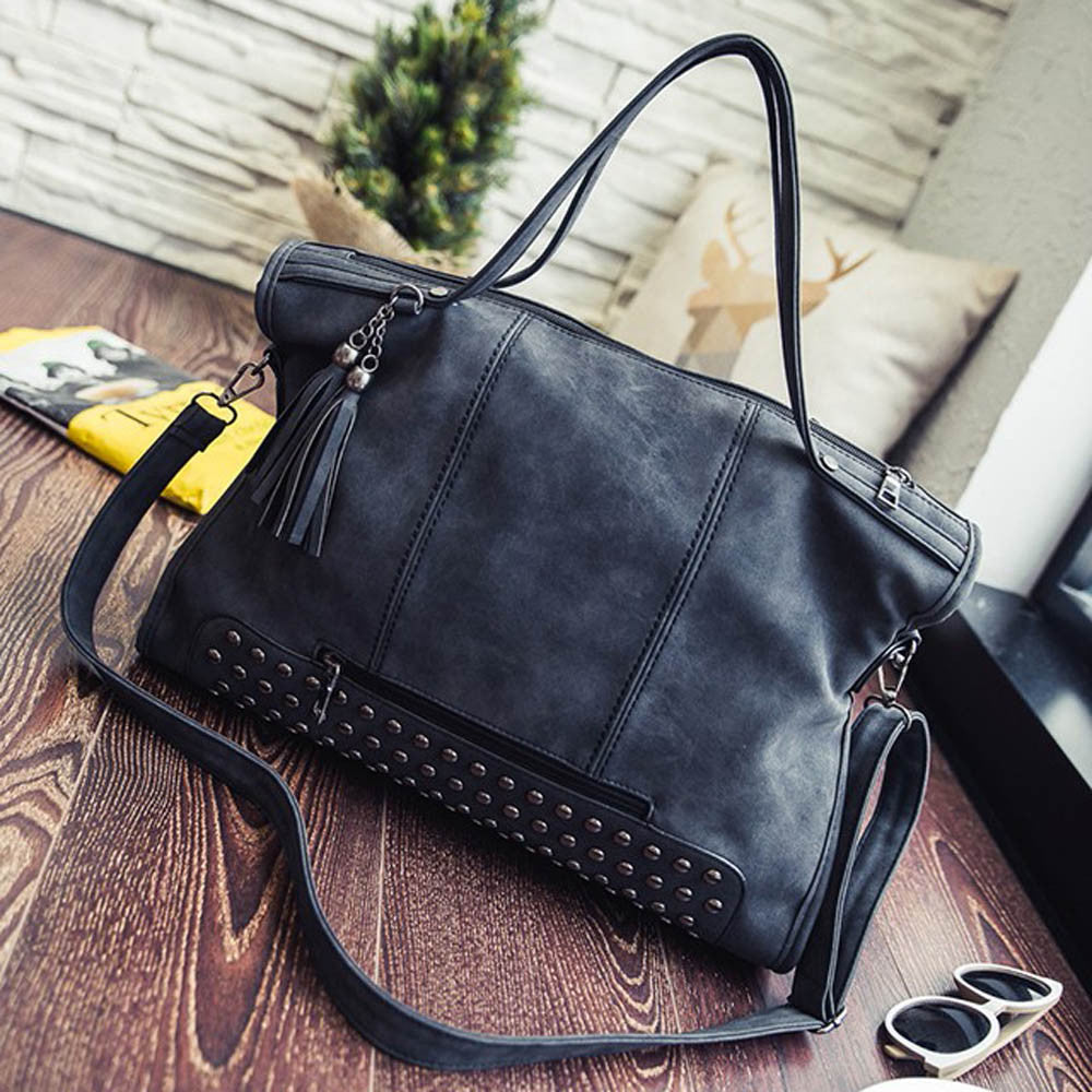 Luxury Handbags Women Bags Designer Rivet Crossbody Tassel PU Leather Frosted Messenger Bags Large Capacity bolsos femenina CF