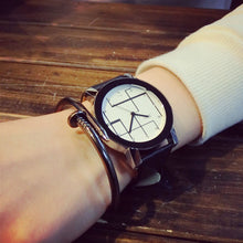 Malloom Lovers Watches Men Women Top Luxury Clock PU Leather Band Quartz Analog Wrist Watch Relogio CF
